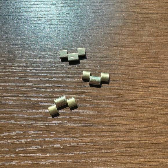 Michael Kors Oversized Runway Gold-Tone Watch - Picture 6 of 7